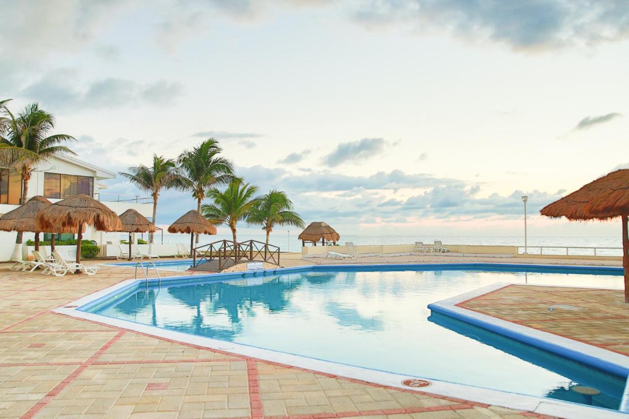 Apartment On The Beach With Terrace Ocean View, Brisas Cancun 01 By Beach & Ocean Apartments Exterior photo