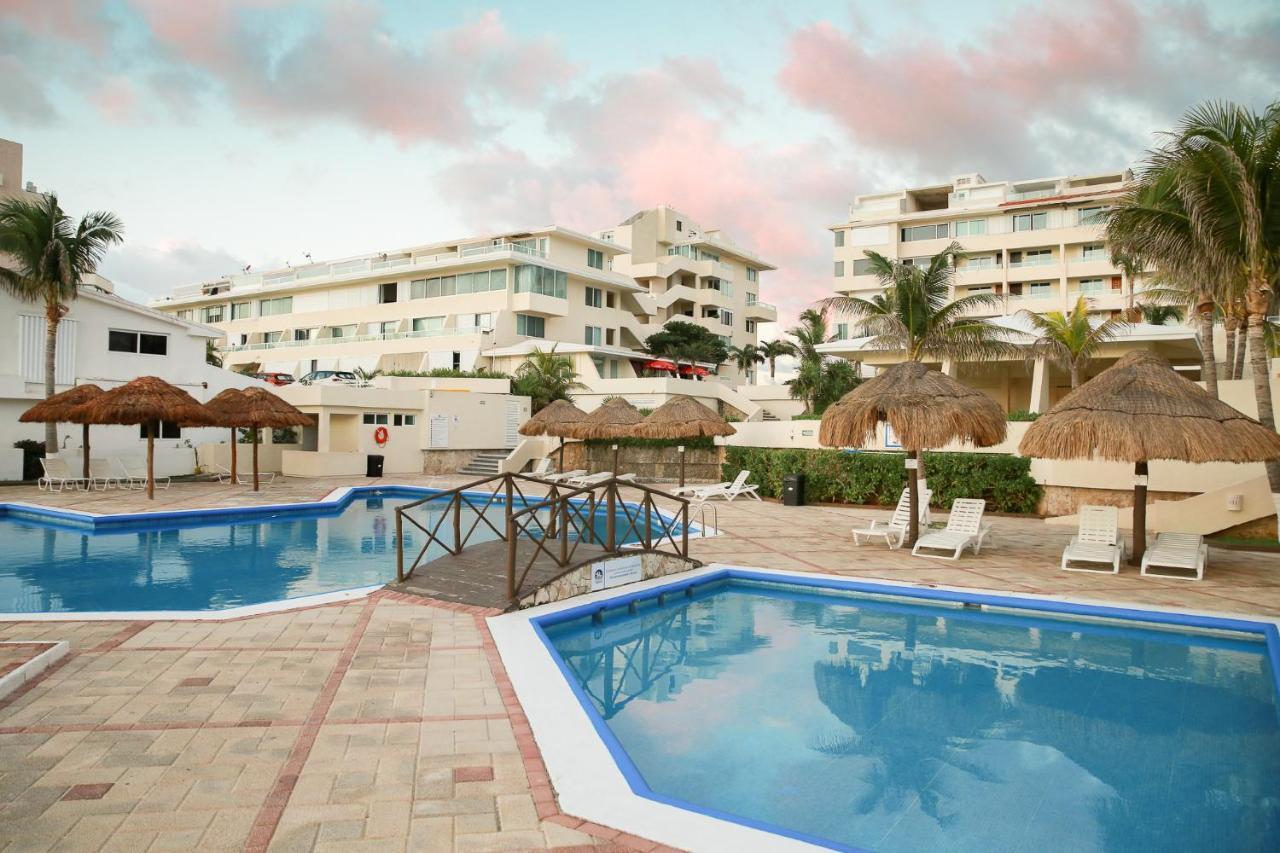 Apartment On The Beach With Terrace Ocean View, Brisas Cancun 01 By Beach & Ocean Apartments Exterior photo